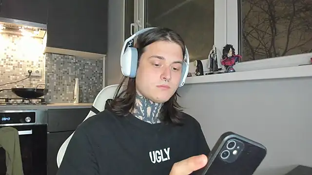  torfin  online show from 02/22/25, 04:19