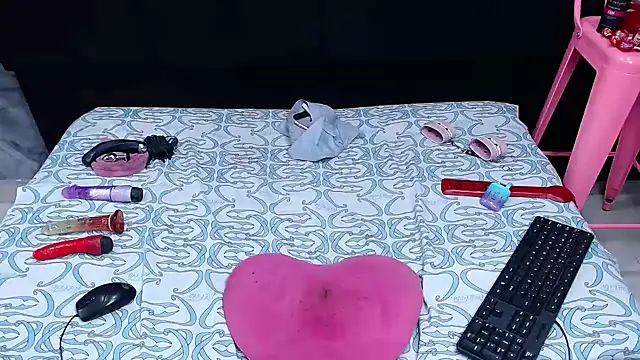 Snapshot of calipso_swet chatting on 12/14/24, 08:23 calipso swet online show from 12/14/24, 08:23