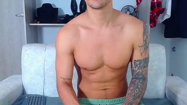 Tristan-bm online show from 11/15/25, 12:13