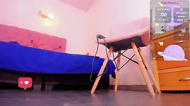  Riannagarcia  online show from 04/15/26, 05:42