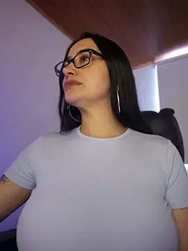 preetypeach online show from 03/23/26, 09:08