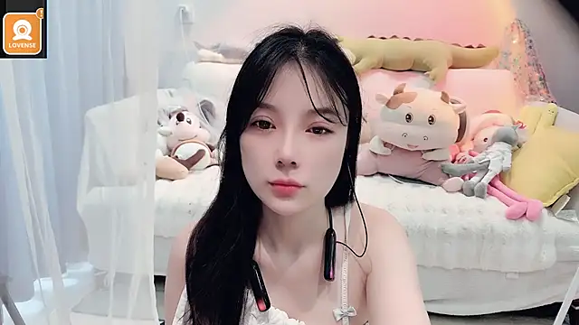 AKiKi711 online show from 09/09/25, 04:01