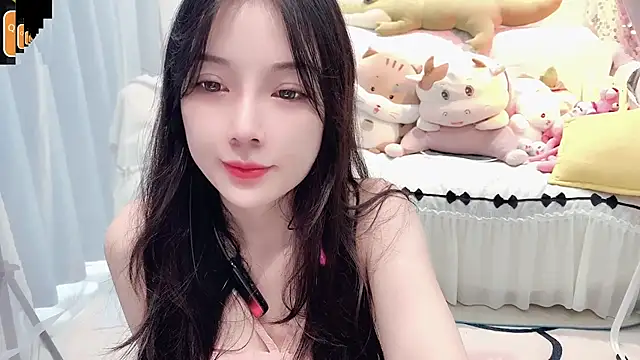 AKiKi711 online show from 09/15/25, 05:07