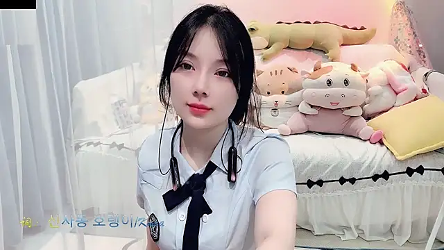 AKiKi711 online show from 09/26/25, 04:22