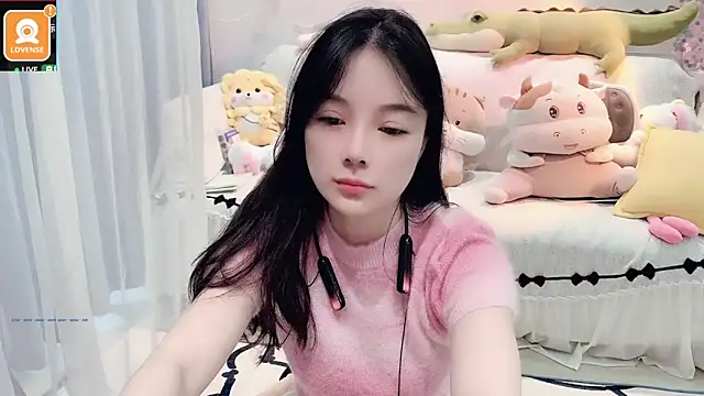 AKiKi711 online show from 10/08/25, 04:21