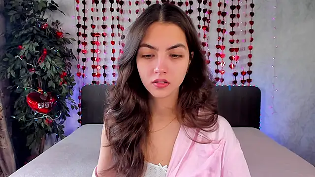 Milana Crystal  online show from 02/10/25, 08:20