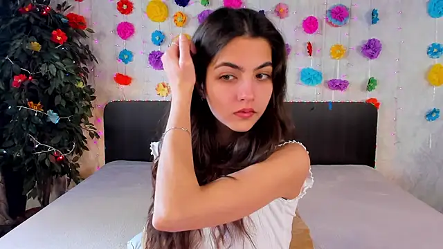 Milana Crystal  online show from 03/20/25, 08:20