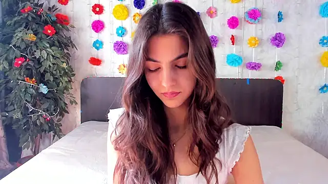 Milana Crystal  online show from 03/20/25, 11:27