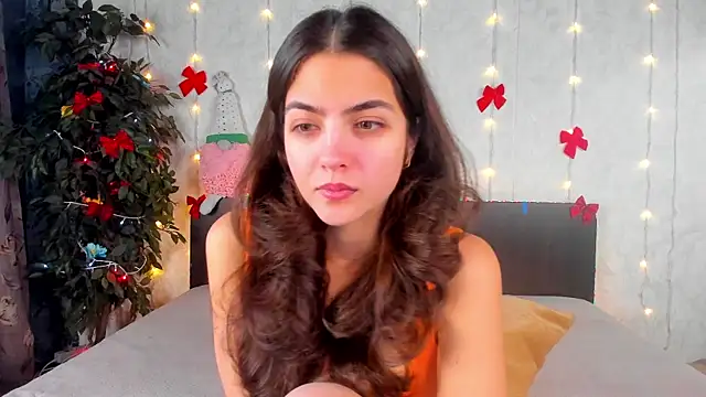 Milana Crystal  online show from 01/13/26, 08:08