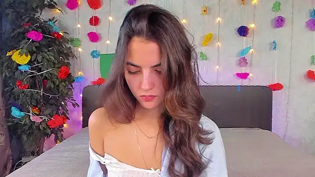 Milana Crystal  online show from 03/23/26, 08:18