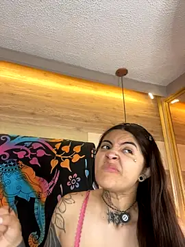 Cori Paige online show from 10/15/25, 03:39