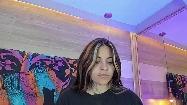 Cori Paige online show from 05/08/26, 04:07