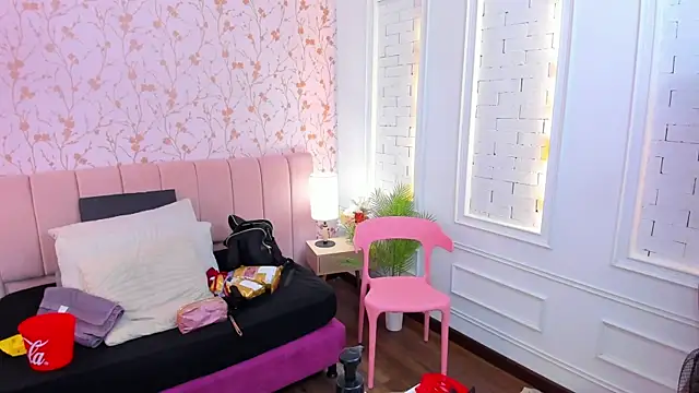 Georgina-coule online show from 12/02/24, 12:18