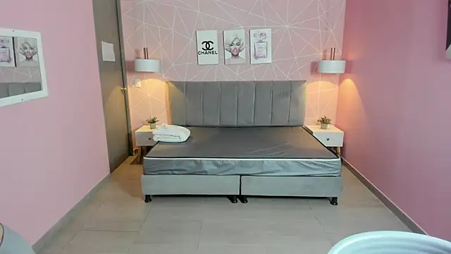 zara  sweet online show from 02/19/25, 12:44