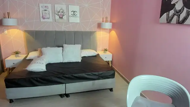 zara  sweet online show from 02/14/26, 12:35