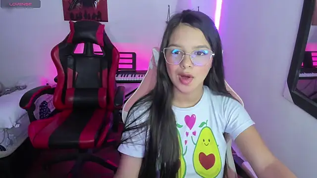 jessi and boy online show from 03/03/26, 03:18