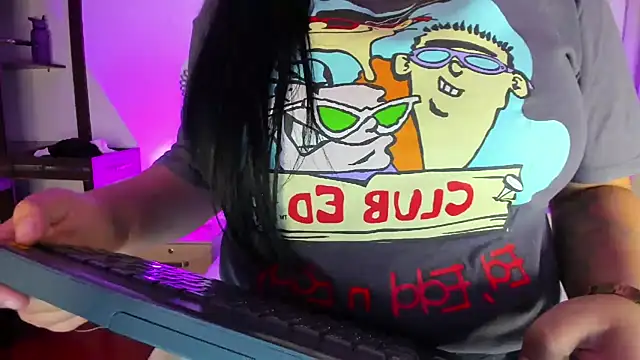 Kylie2211 online show from 02/07/25, 02:40