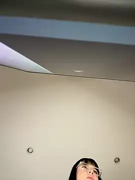 Kylie2211 online show from 02/21/25, 02:39