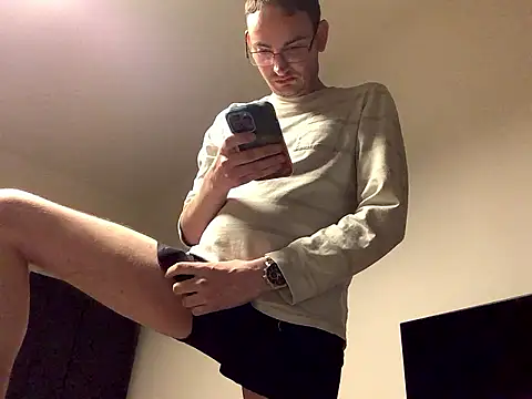 Hebrewhammers42 online show from 04/12/26, 08:03