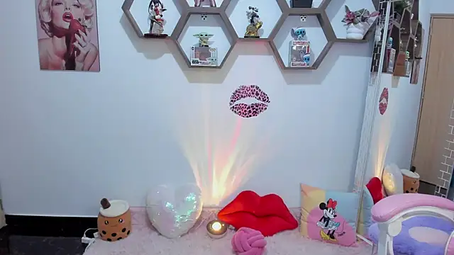 SharonSander online show from 03/13/25, 02:49