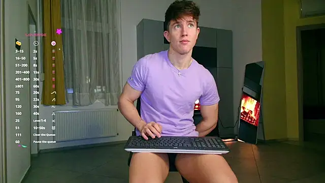 ChristianLevine  online show from 10/24/25, 04:47