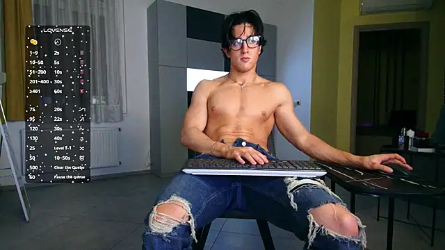 Snapshot of ChristianLevine_ chatting on 02/20/26, 04:09 ChristianLevine online show from 02/20/26, 04:09