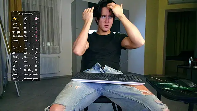 Snapshot of ChristianLevine_ chatting on 02/22/26, 04:13 ChristianLevine online show from 02/22/26, 04:13