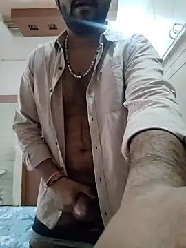 Snapshot of Vickyy_001 chatting on 02/15/26, 10:58 Vickyy 001 online show from 02/15/26, 10:58