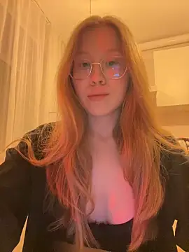 Eva Weyne online show from 12/27/24, 05:05