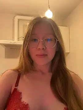 Eva Weyne online show from 12/29/24, 06:05