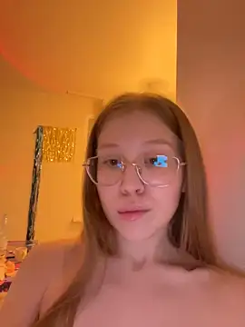 Eva Weyne online show from 01/03/25, 08:11