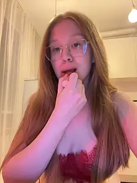 Eva Weyne online show from 03/02/25, 06:51