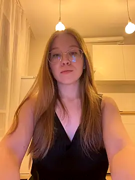 Eva Weyne online show from 10/30/25, 07:58