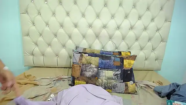 LindaKardi online show from 01/06/26, 04:32