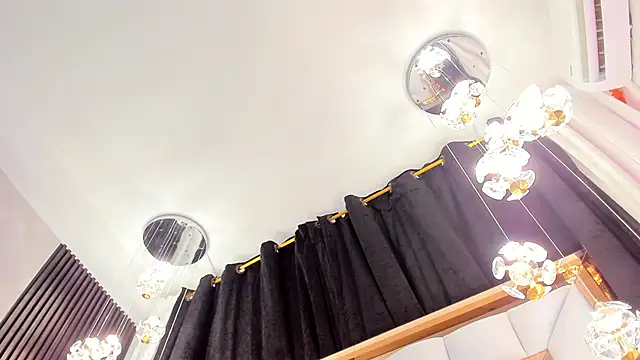 SarayRoyse online show from 03/21/25, 10:17