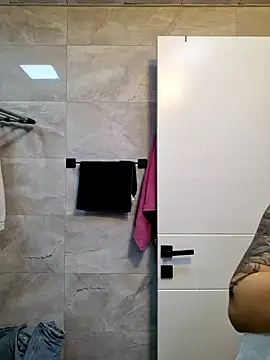 Esmertarcinim online show from 01/08/25, 03:39