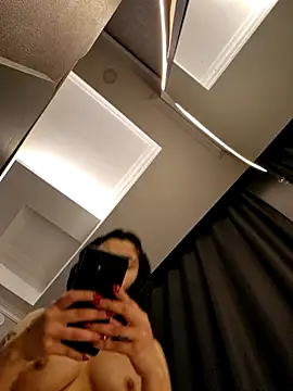 Esmertarcinim online show from 02/25/25, 12:55