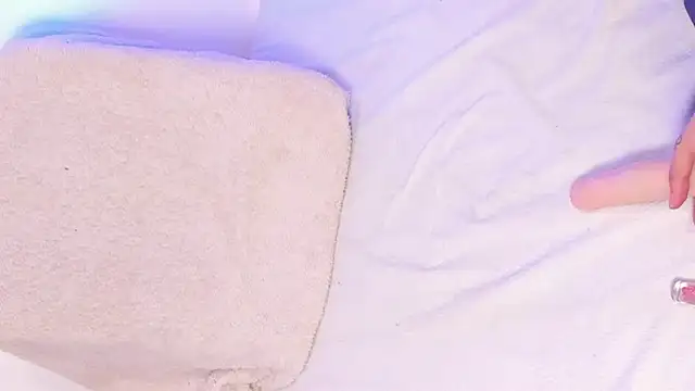 Ana Winnss online show from 03/22/25, 04:56