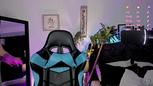 devlin violett online show from 02/19/25, 03:39