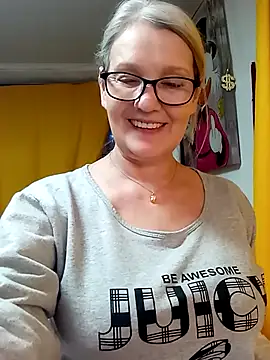 irinamaux online show from 03/11/26, 04:57