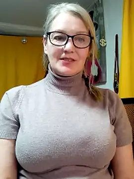 irinamaux online show from 03/17/26, 05:27