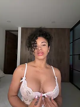 Brunettexio online show from 12/14/24, 02:31