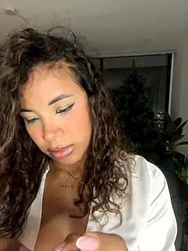 Brunettexio online show from 11/29/25, 01:41