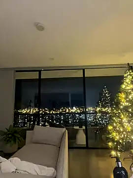 Brunettexio online show from 12/21/25, 02:08