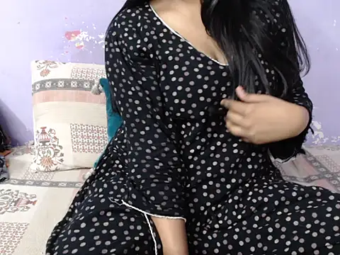 Freya nia online show from 11/15/25, 02:02