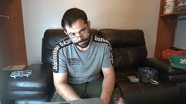 Zander823 online show from 03/13/26, 08:59