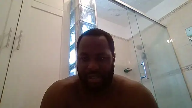 Snapshot of Bighood_T chatting on 06/16/26, 06:54 Bighood T online show from 06/16/26, 06:54