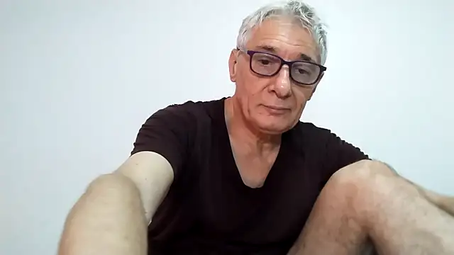 BIGUNCUTHARDCOCK online show from 04/05/26, 02:09