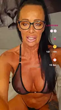 Snapshot of Misses-Cougar chatting on 07/05/26, 07:04 Misses-Cougar online show from 07/05/26, 07:04