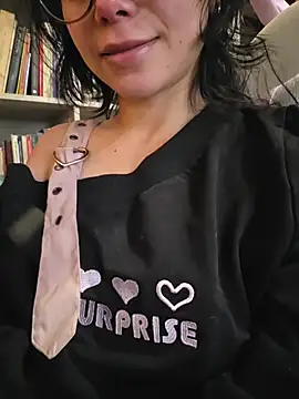 Snapshot of loIijanne chatting on 07/23/26, 06:17 loIijanne online show from 07/23/26, 06:17